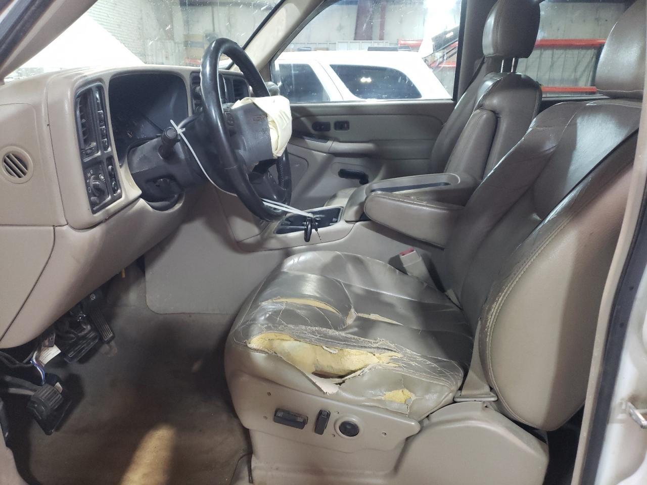 2004 GMC New Sierra K3500 - Фото 7