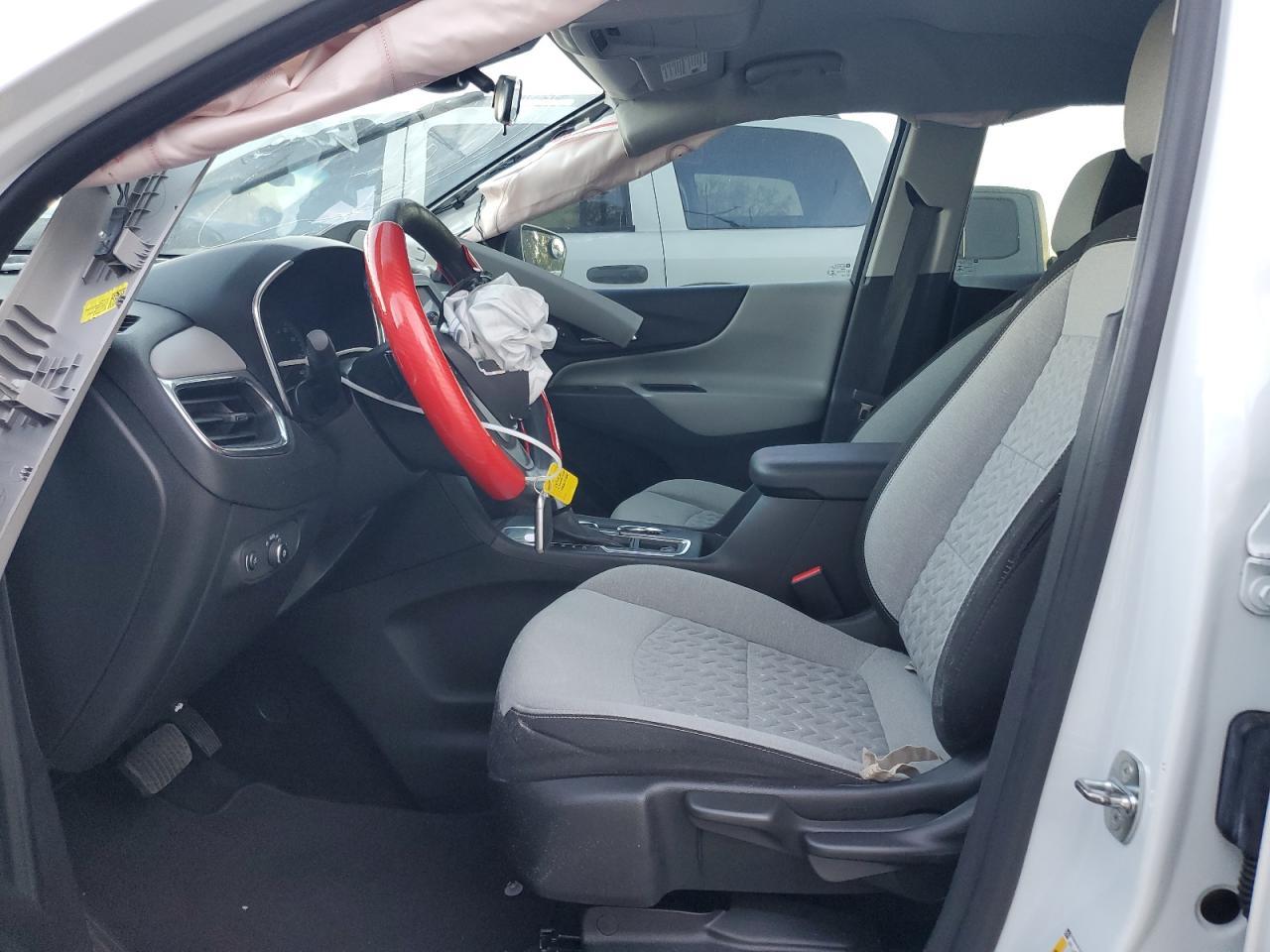 2022 Chevrolet Equinox Ls - Image 7