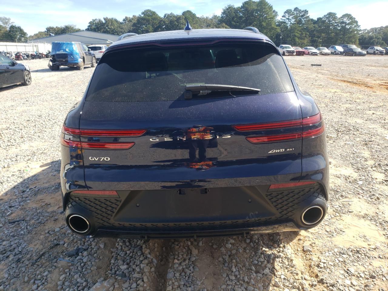 2025 Genesis Gv70 Base - Image 6