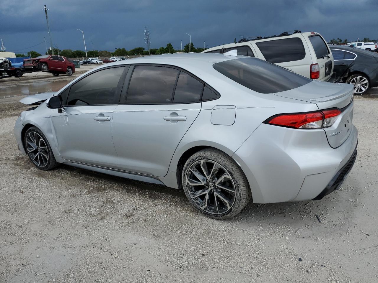 2021 Toyota Corolla Se - Фото 2