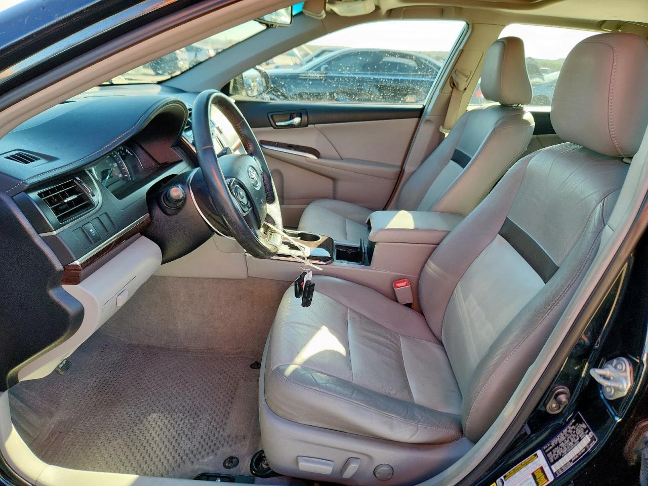 2012 Toyota Camry Base - Image 7