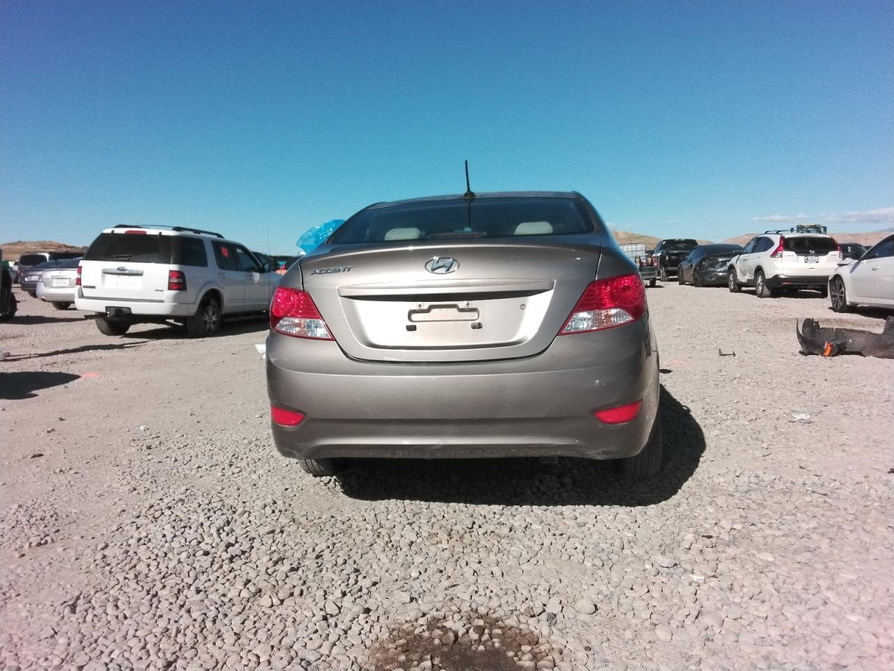 2014 Hyundai Accent Gls - Image 6