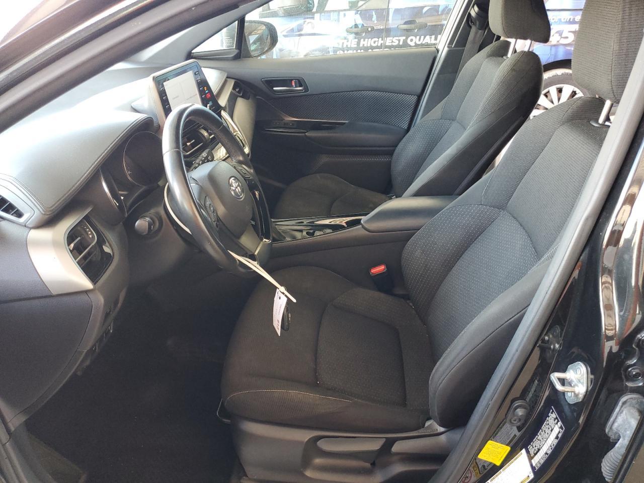 2019 Toyota C-Hr Xle - Image 7