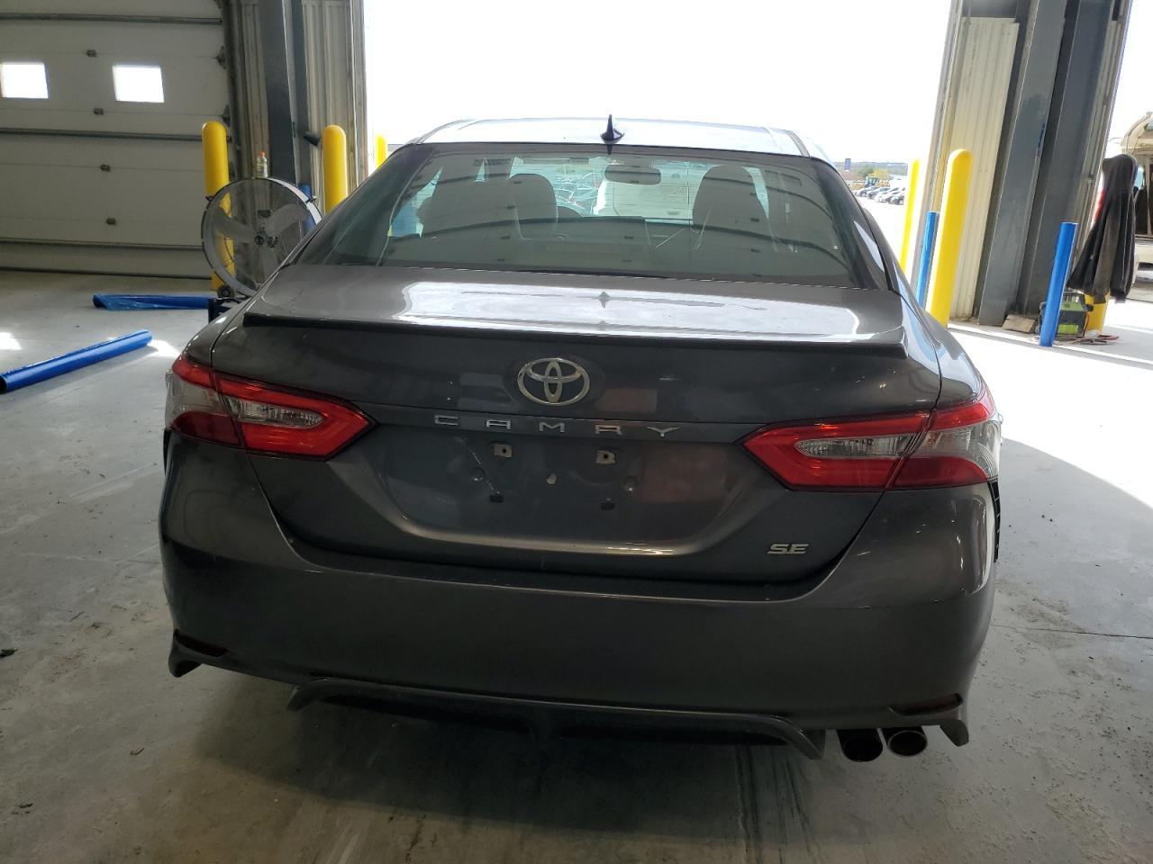 2018 Toyota Camry L - Image 6