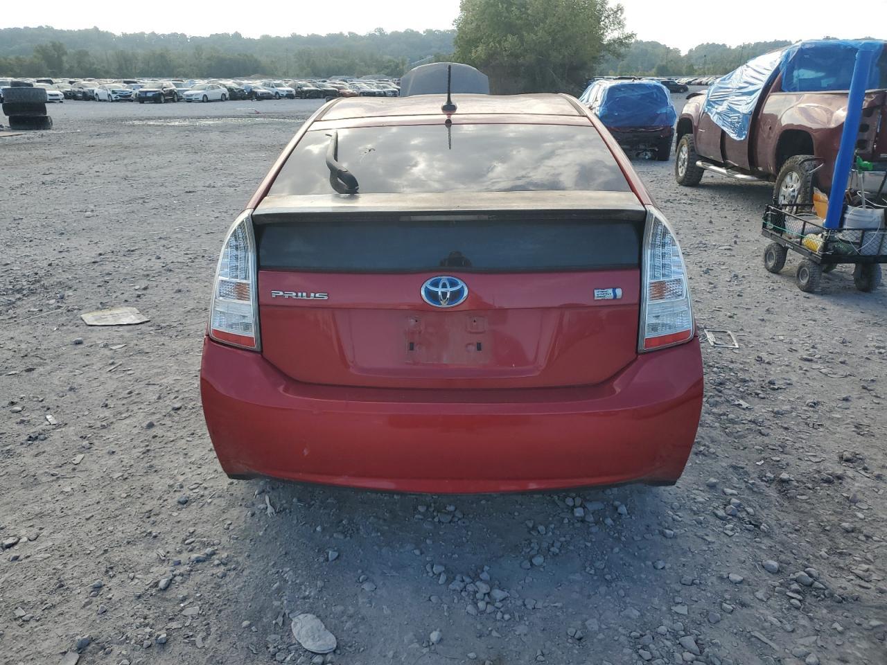 2011 Toyota Prius - Фото 6