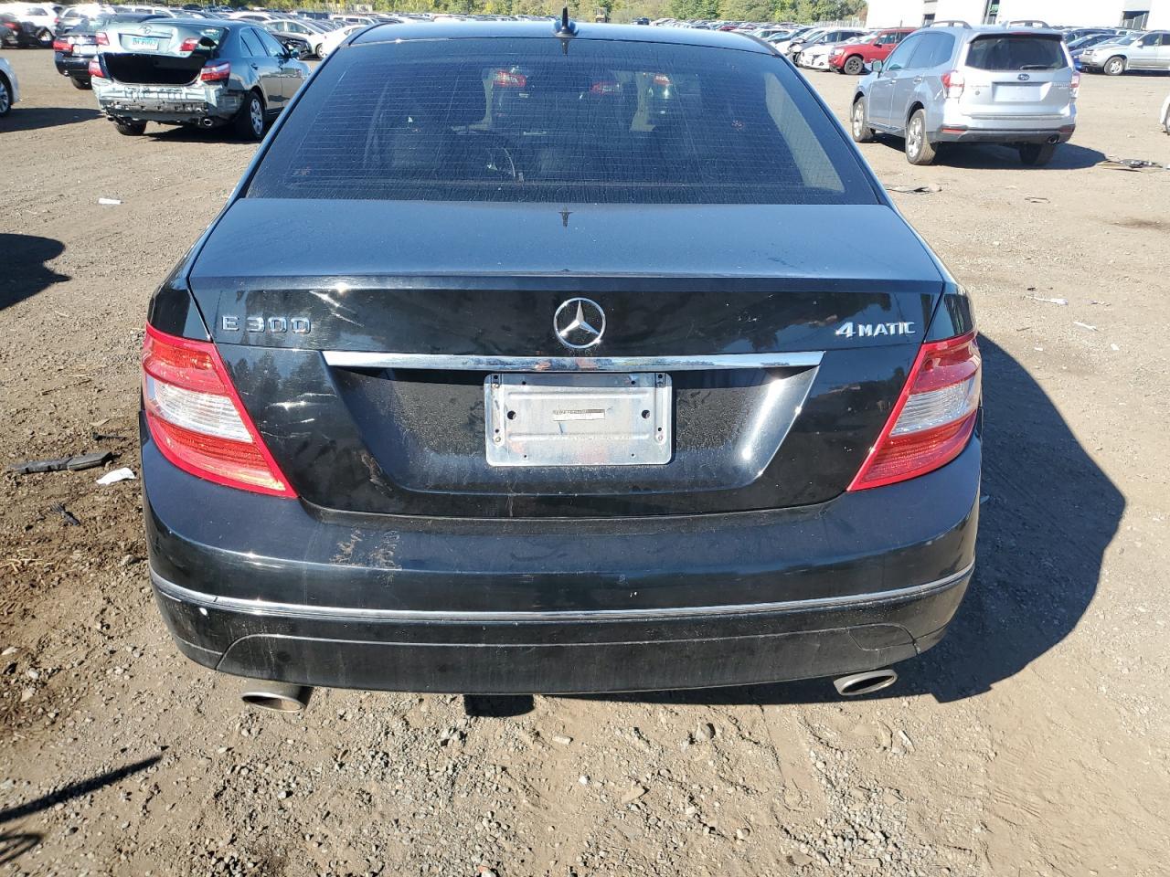 2011 Mercedes-Benz C 300 4Matic - Фото 6