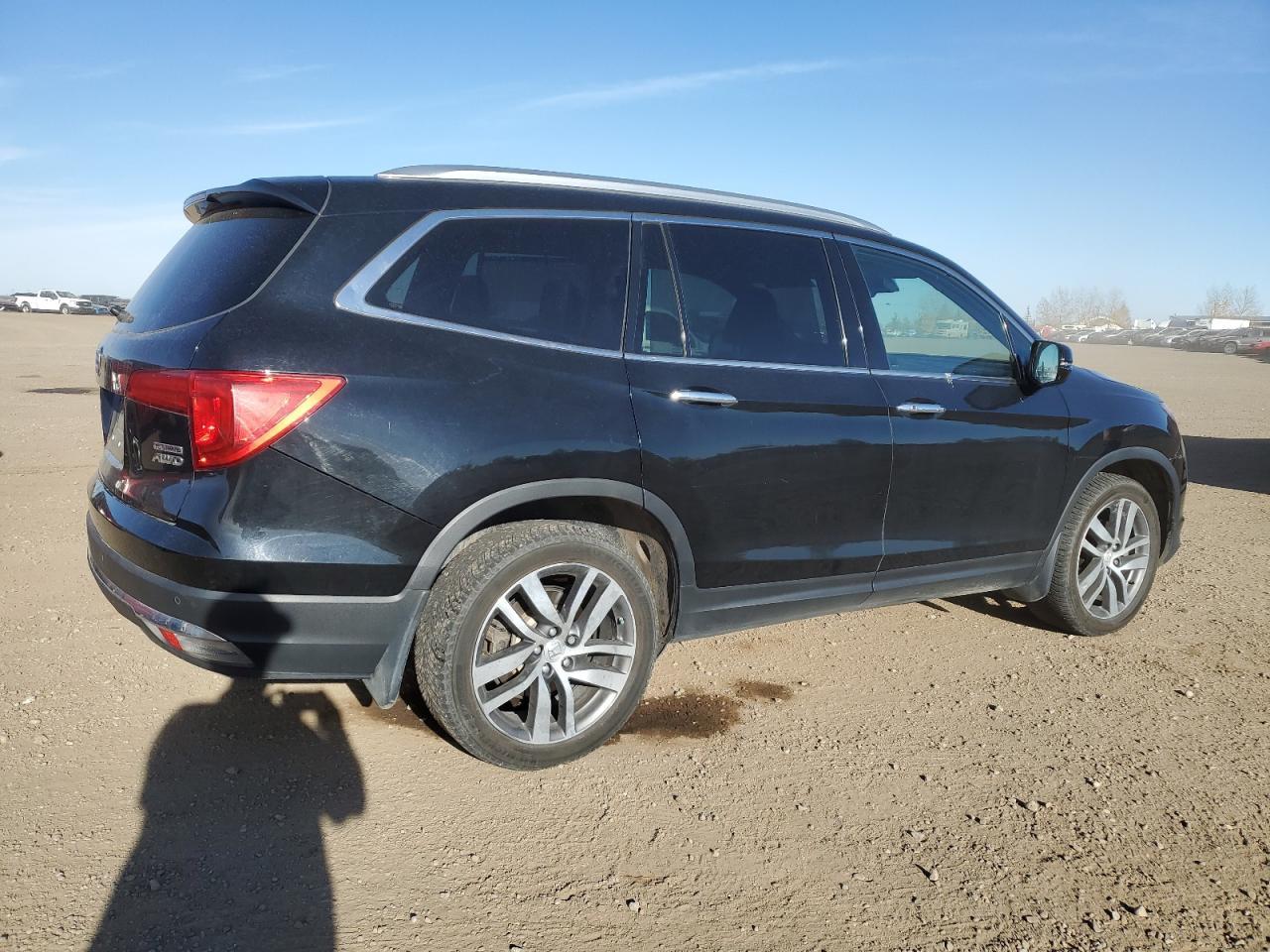 2017 Honda Pilot Touring - Фото 3