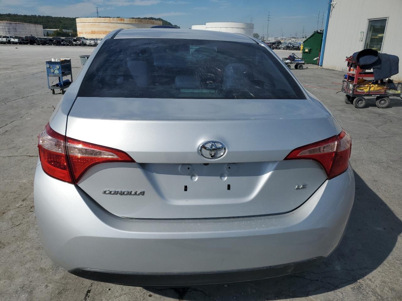 2017 Toyota Corolla L - Фото 6