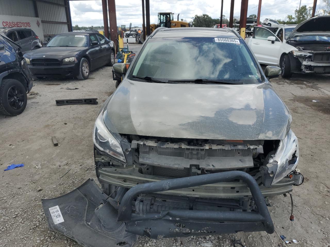 2017 Subaru Outback Touring - Image 5