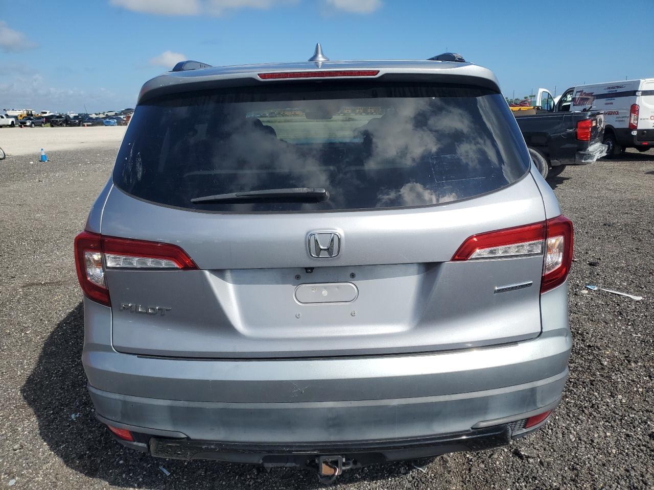 2021 Honda Pilot Se - Фото 6