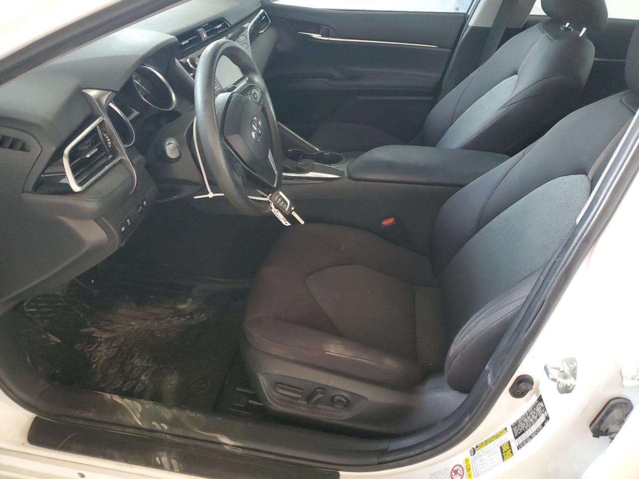 2018 Toyota Camry L - Фото 7