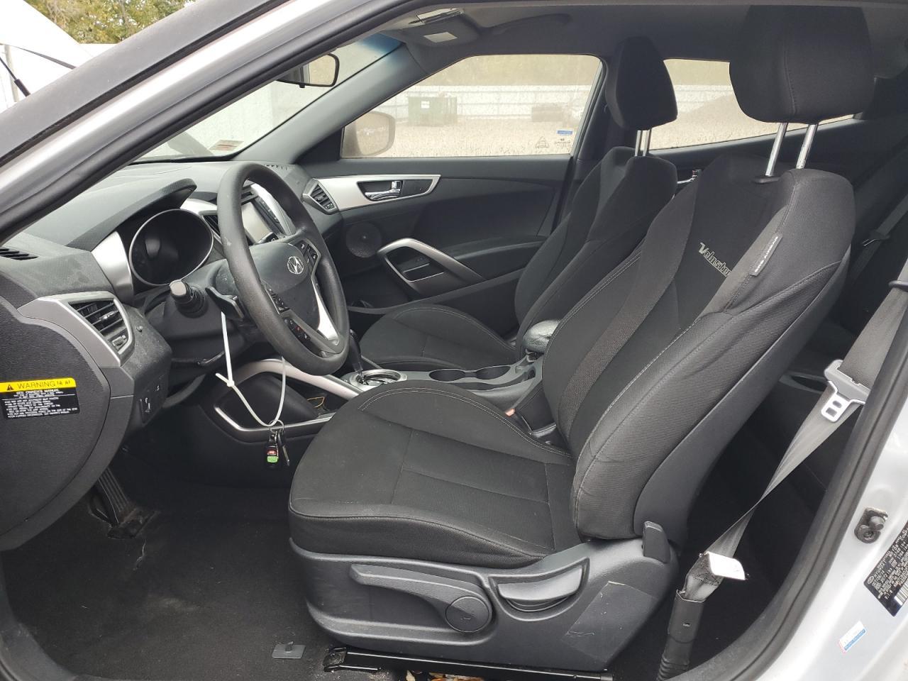 2015 Hyundai Veloster - Фото 7