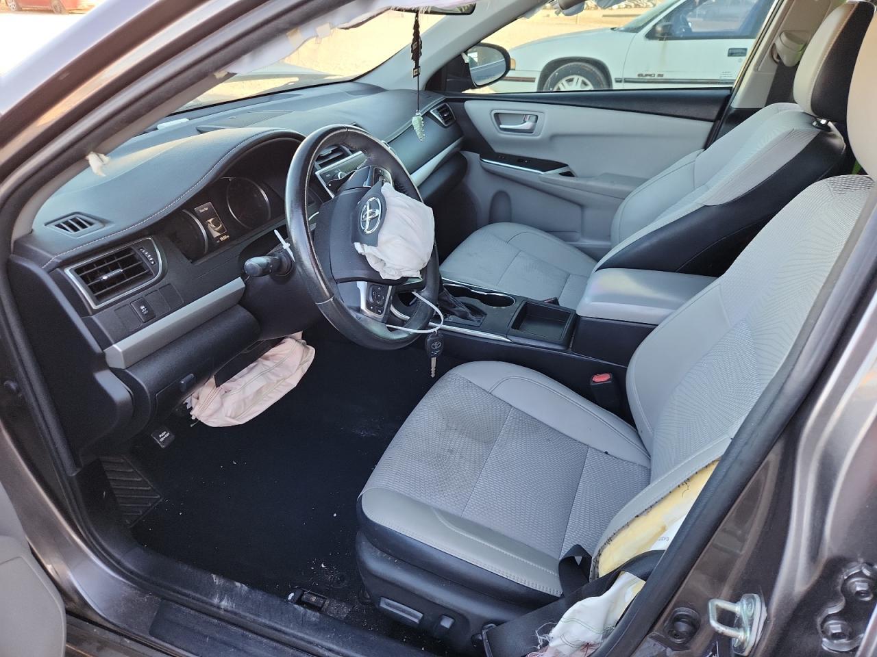 2017 Toyota Camry Le - Image 7