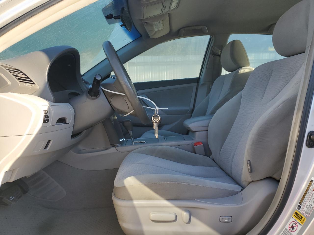 2011 Toyota Camry Base - Фото 7