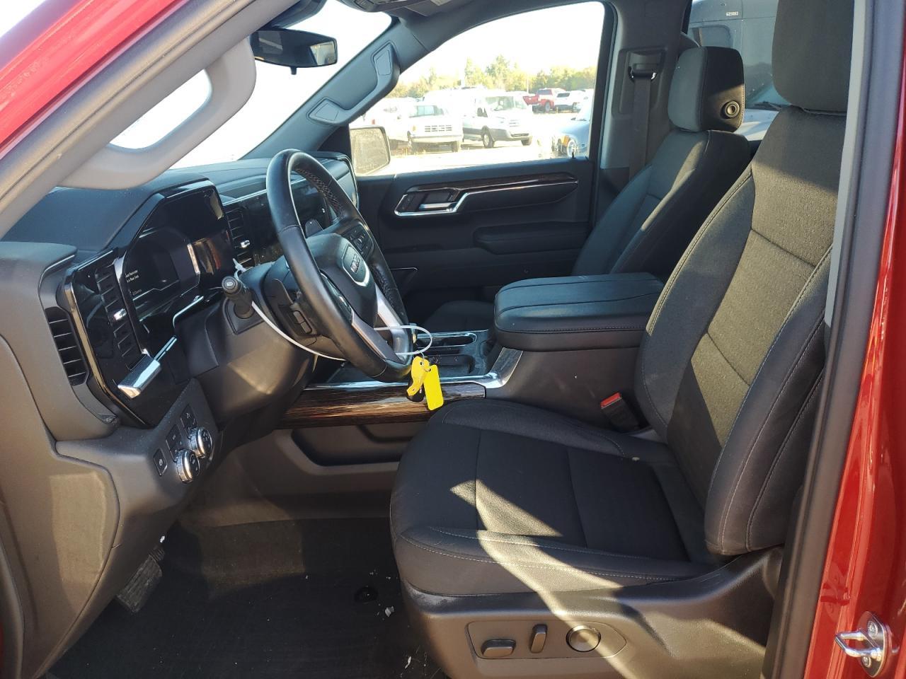 2024 GMC Sierra K1500 Elevation - Фото 7