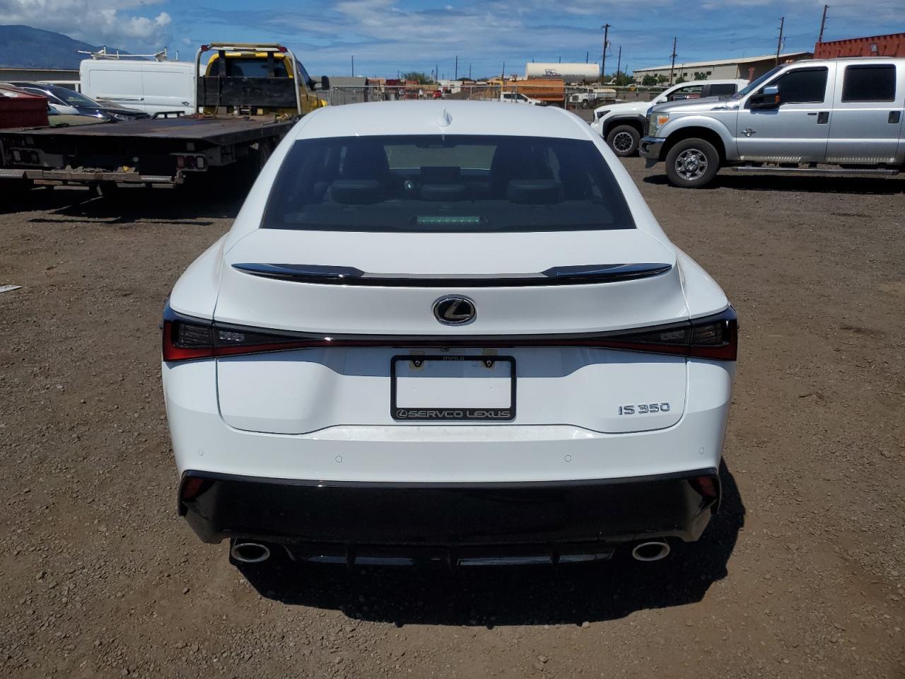 2025 Lexus Is 350 F Sport Design - Image 6