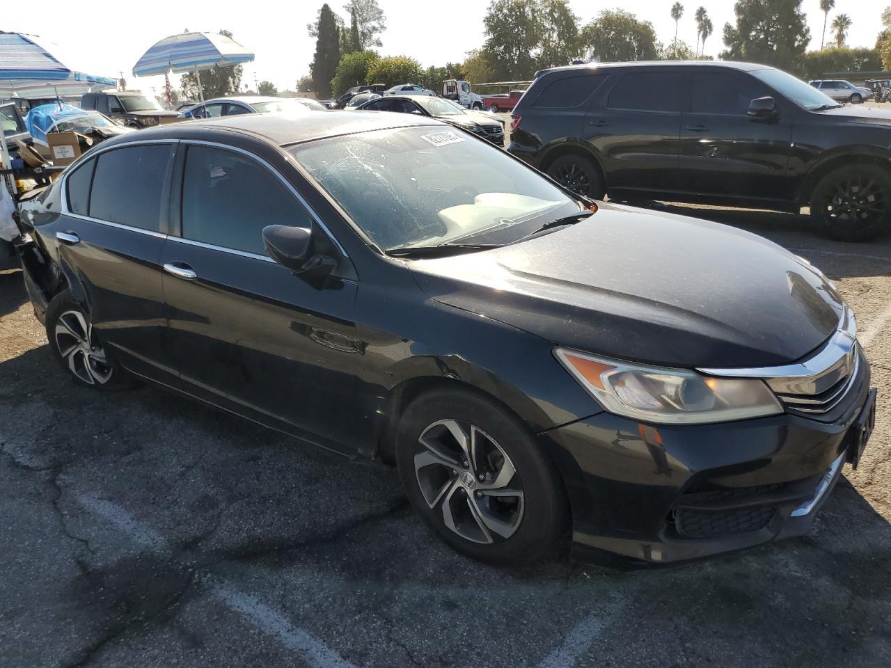 2017 Honda Accord Lx - Фото 4