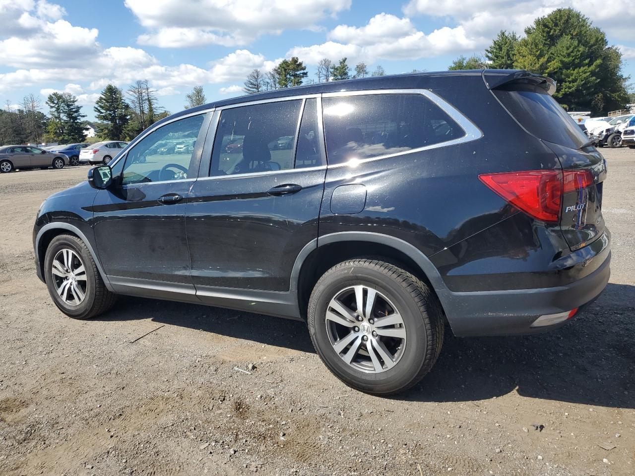 2016 Honda Pilot Exl - Image 2