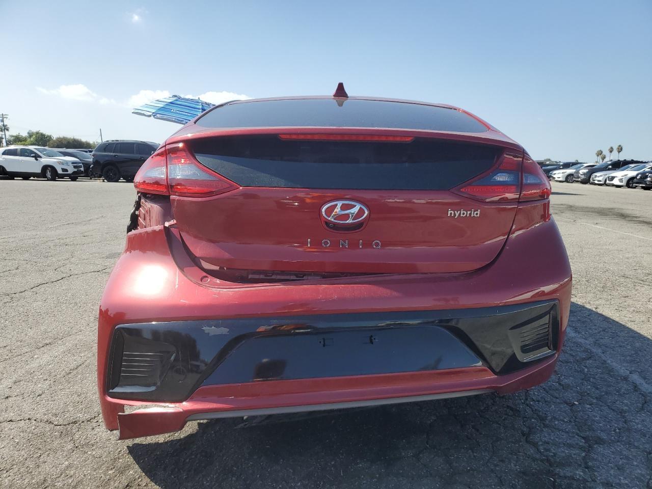 2019 Hyundai Ioniq Limited - Image 6