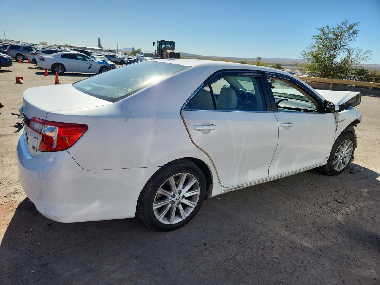 2013 Toyota Camry Hybrid - Фото 3