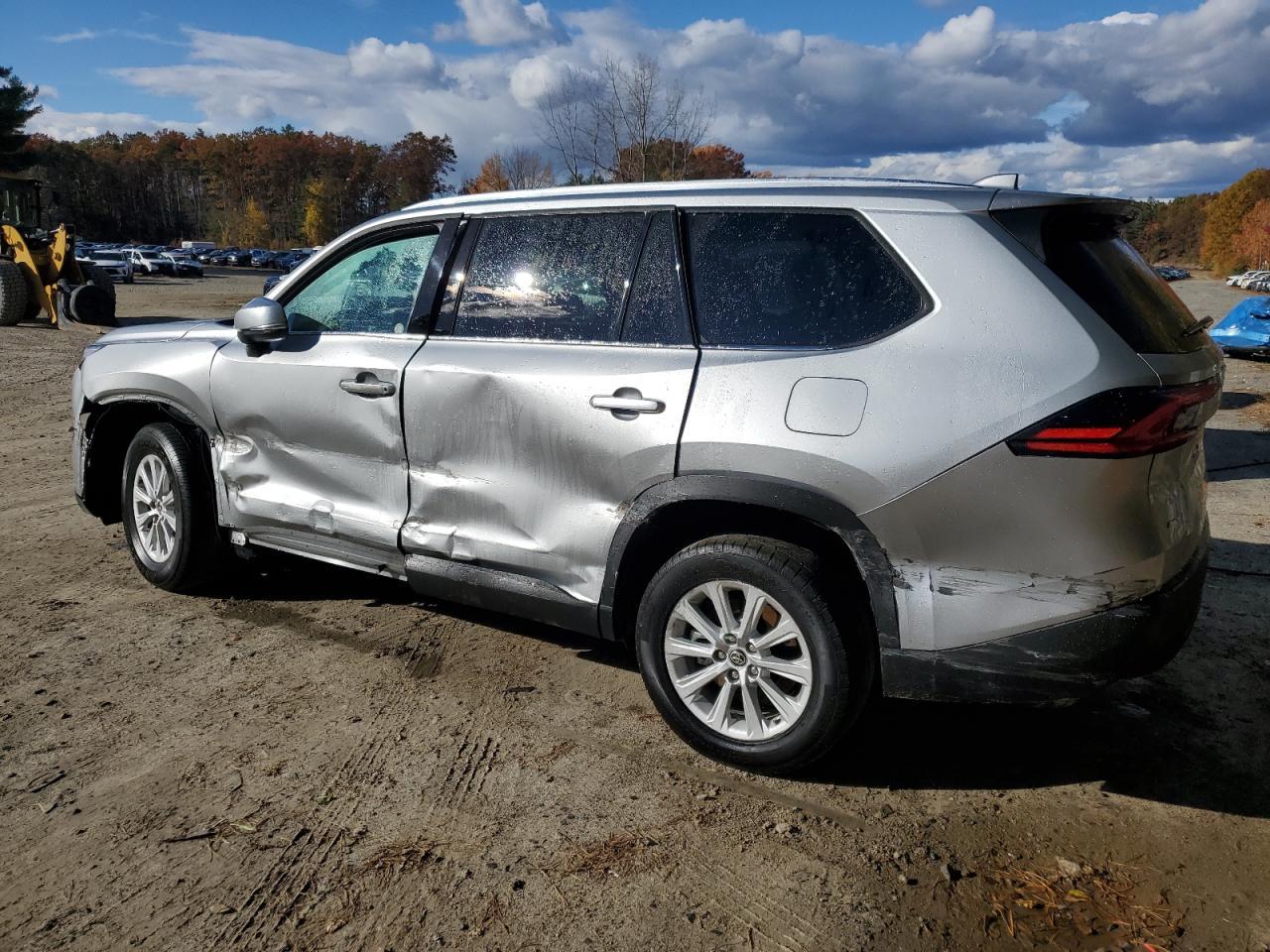 2025 Toyota Grand Highlander Le - Фото 2