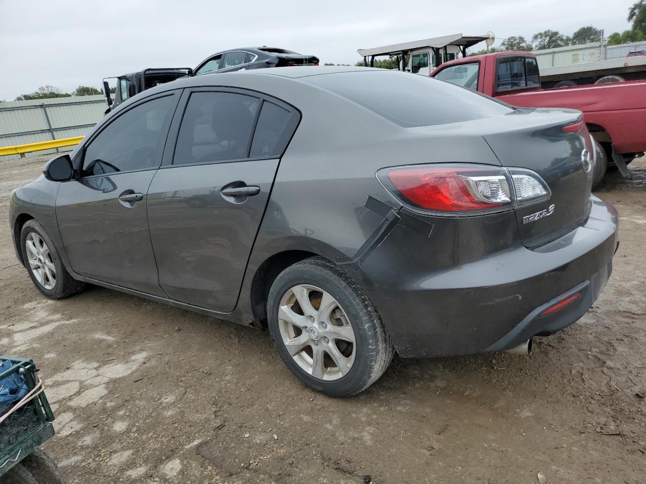 2011 Mazda 3 I - Фото 2