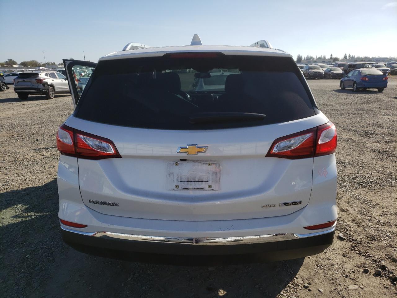 2018 Chevrolet Equinox Premier - Image 6