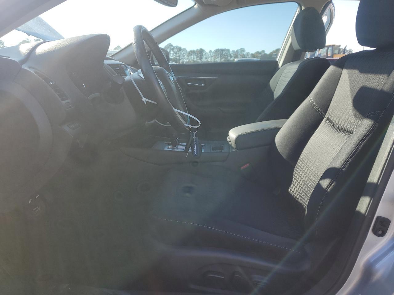 2017 Nissan Altima 2.5 - Фото 7