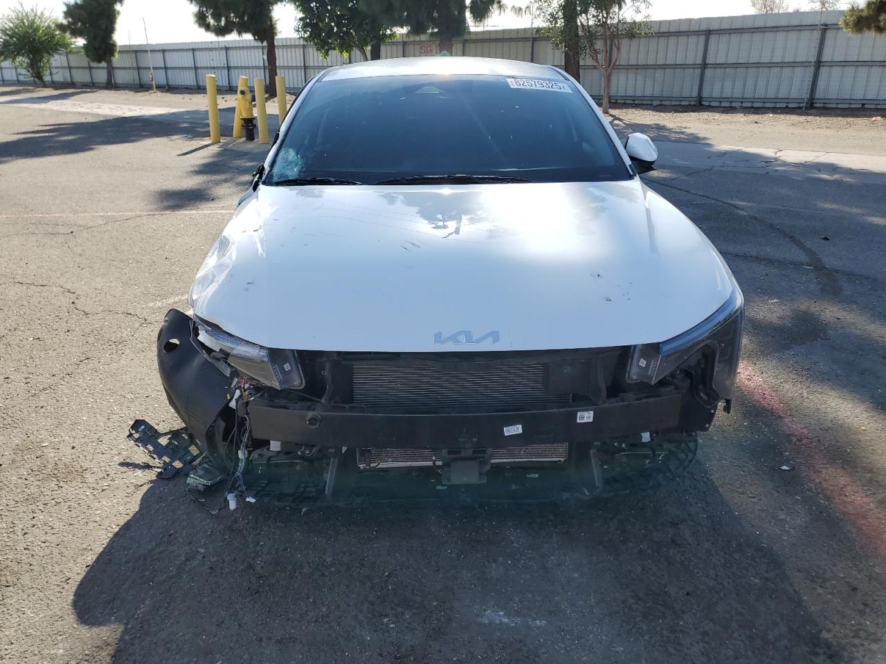 2025 Kia K4 Lx - Image 5
