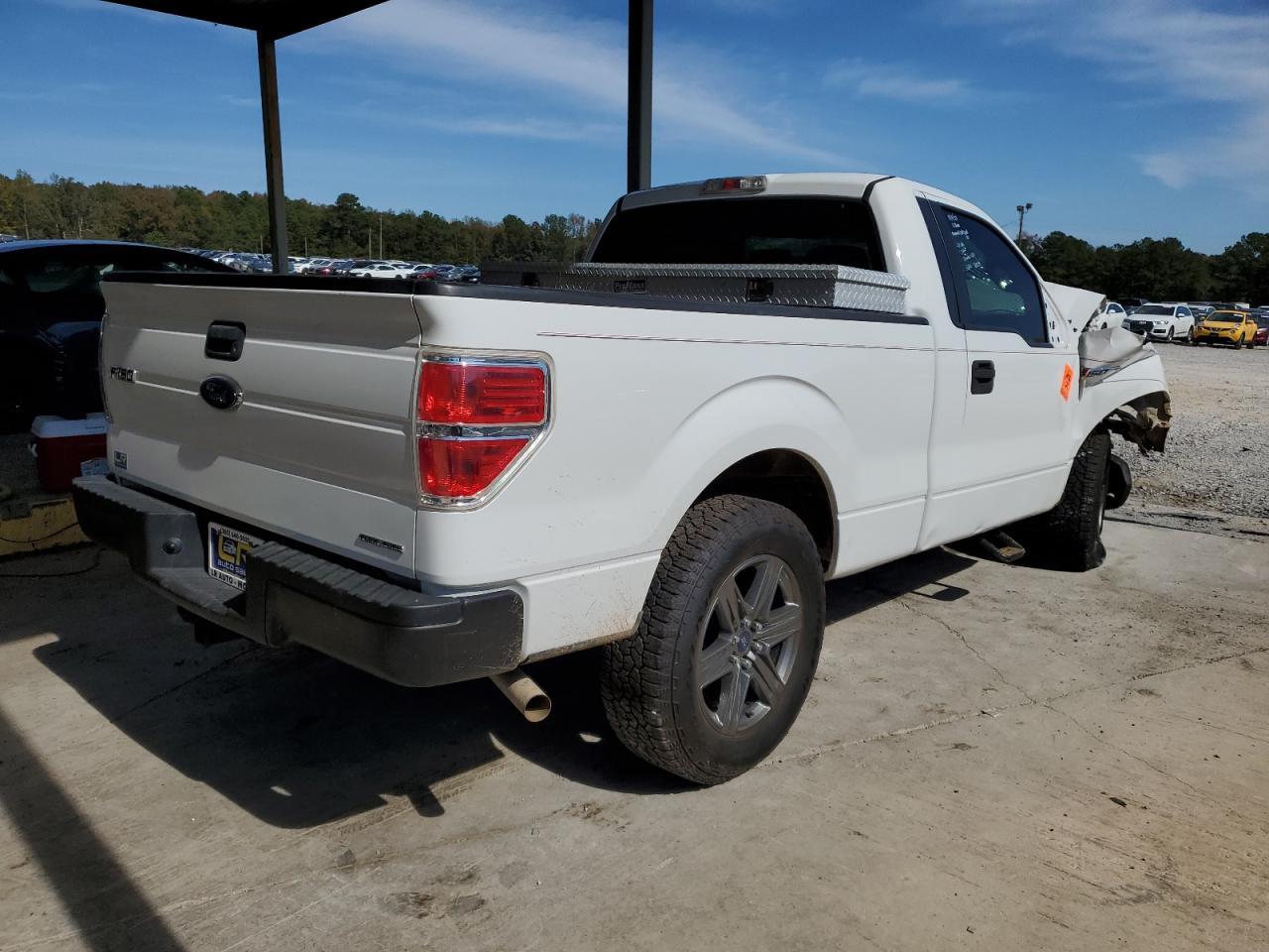 2012 Ford F150 - Фото 3