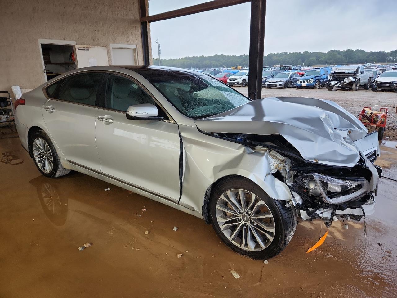 2015 Hyundai Genesis 3.8L - Image 4
