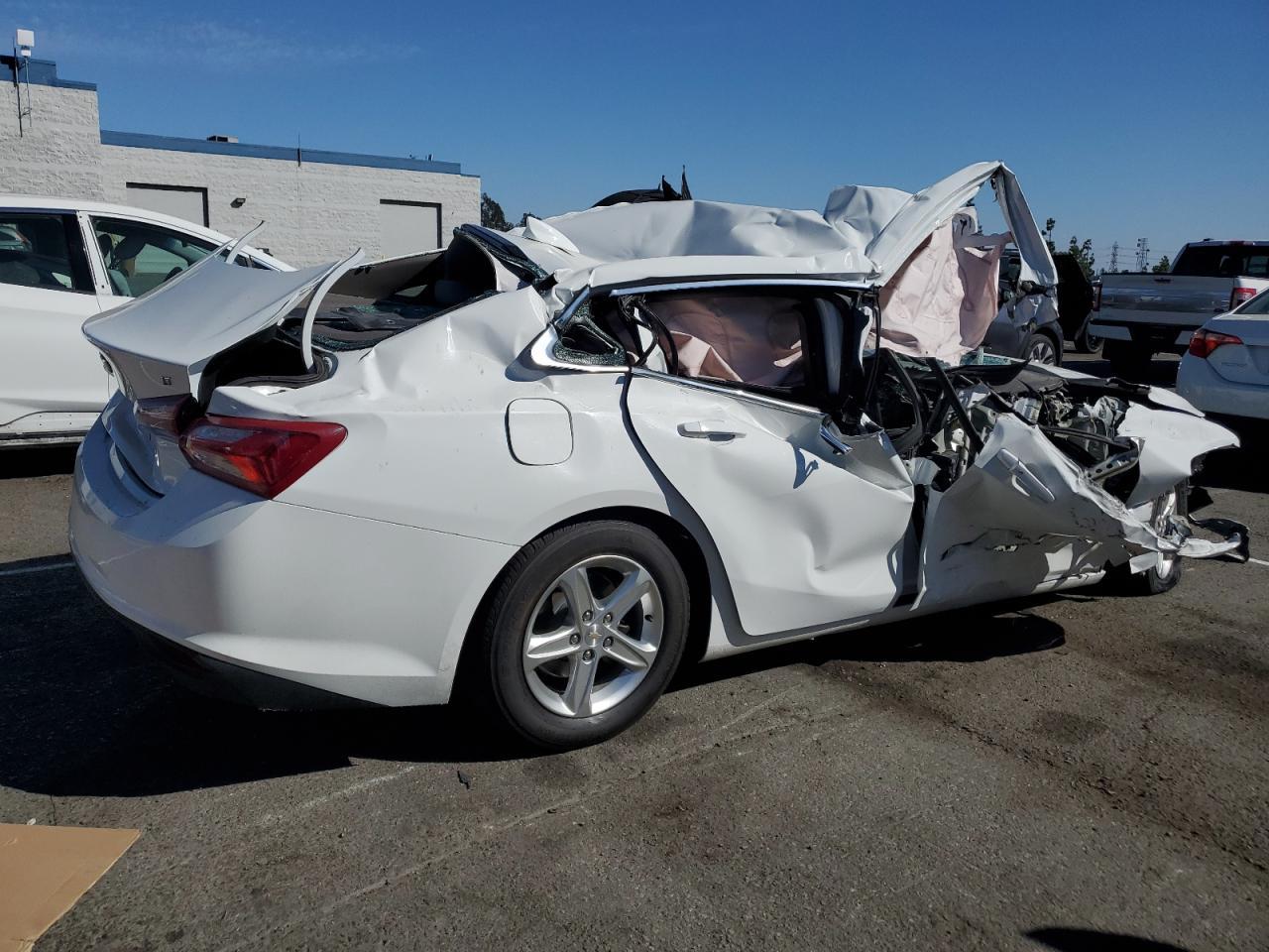 2022 Chevrolet Malibu Lt - Image 3