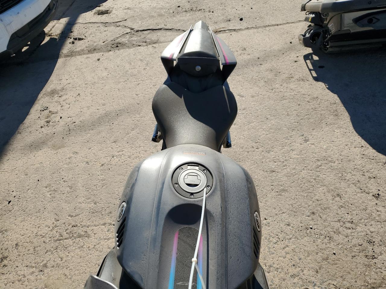 2024 Yamaha Yzfr7 - Image 5