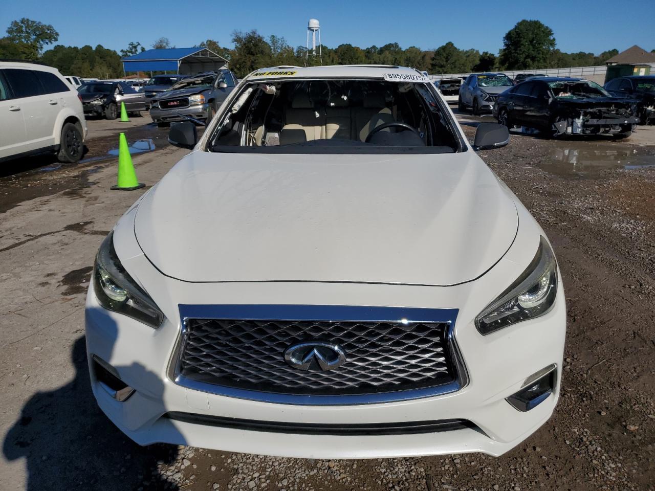 2018 Infiniti Q50 Luxe - Image 5