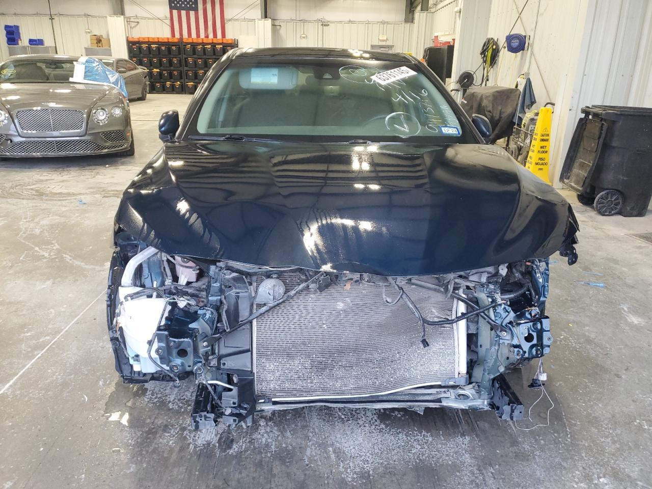 2020 Toyota Camry Le - Image 5