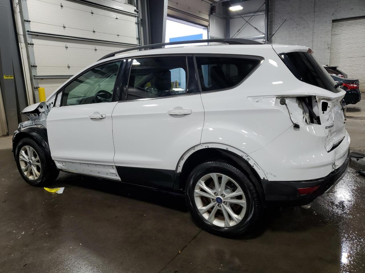 2018 Ford Escape Se - Фото 2