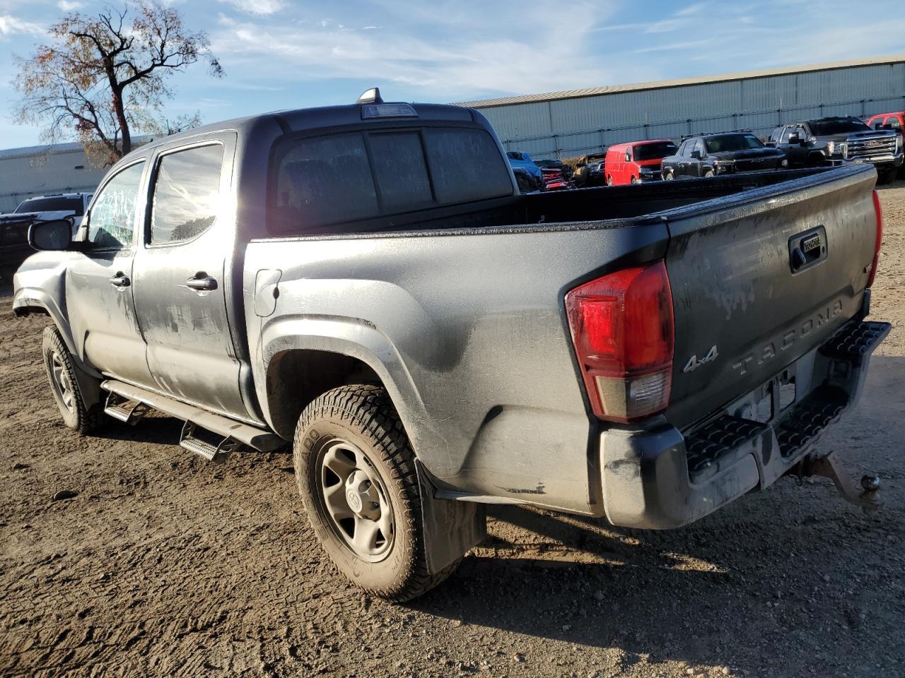 2021 Toyota Tacoma Double Cab - Фото 2