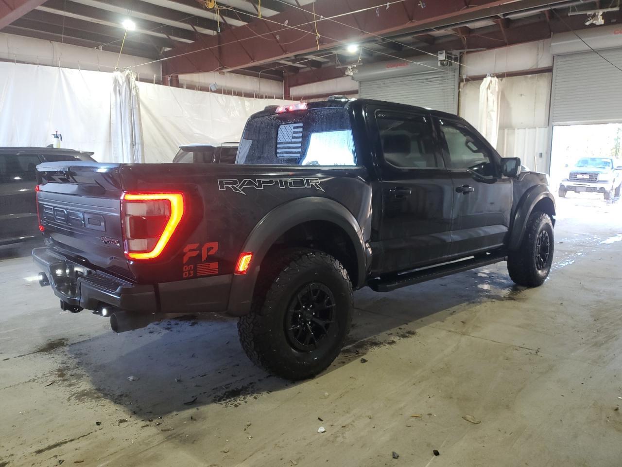 2023 Ford F150 Raptor - Фото 3