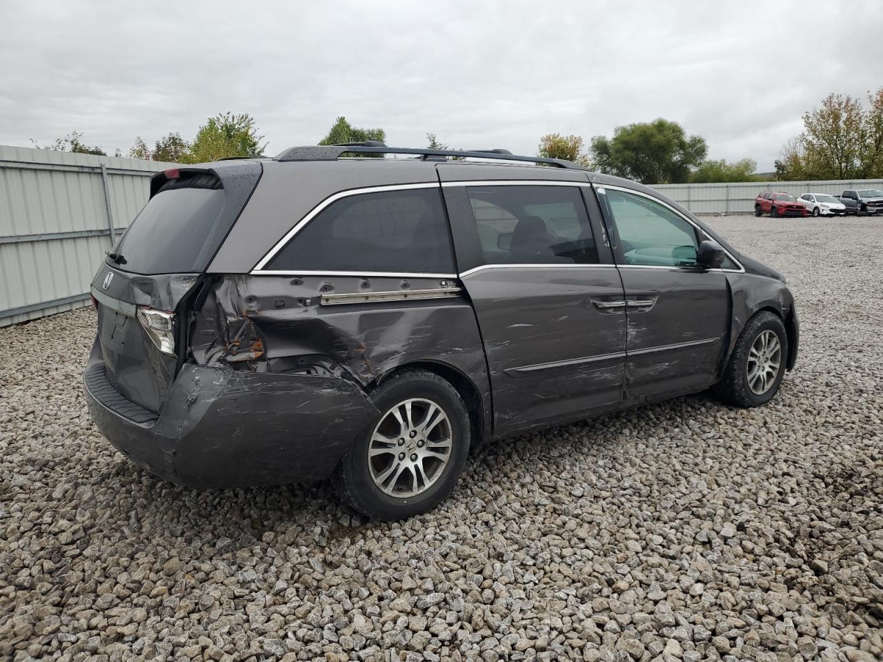 2012 Honda Odyssey Exl - Image 3