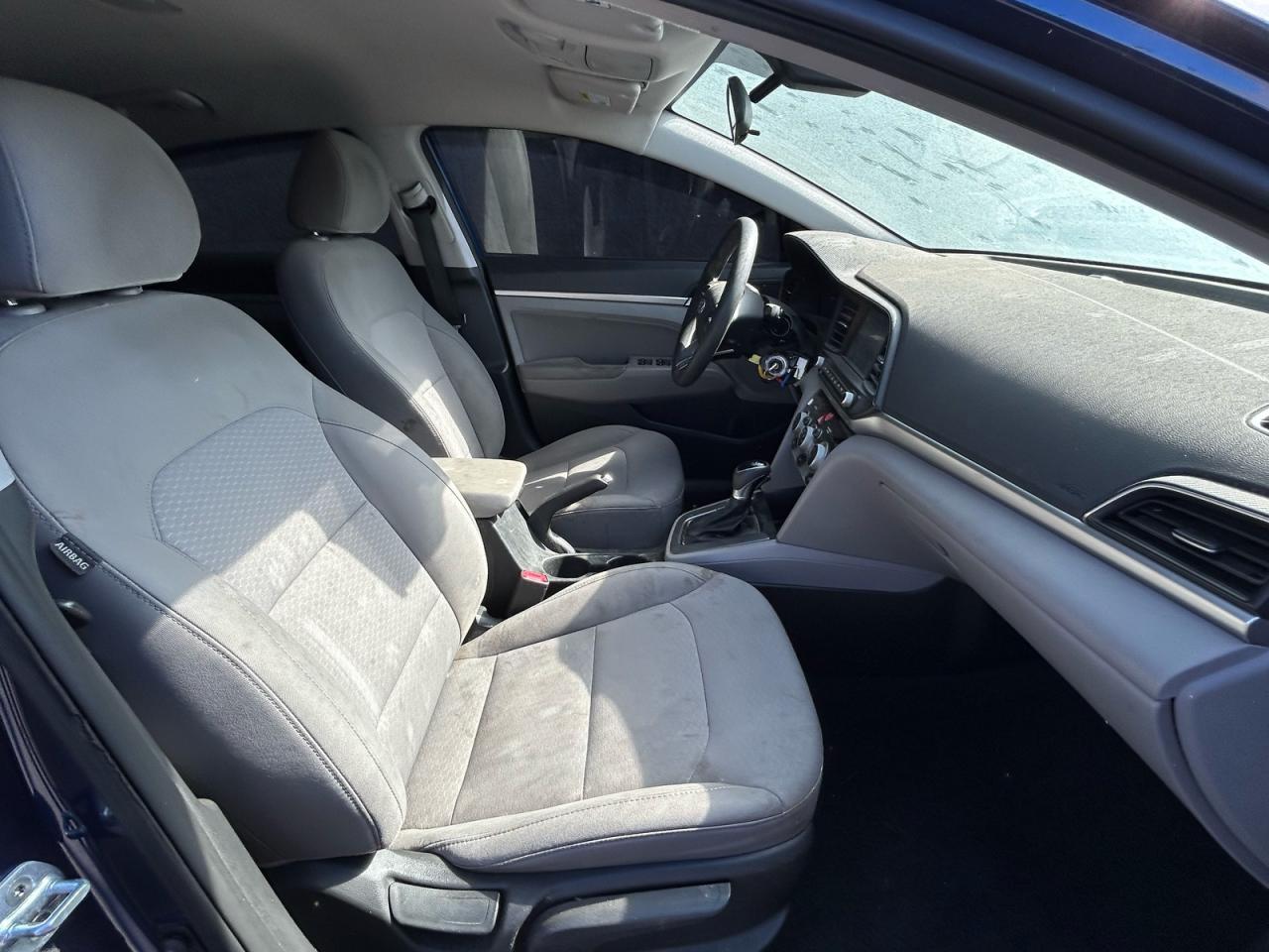 2019 Hyundai Elantra Sel - Image 5