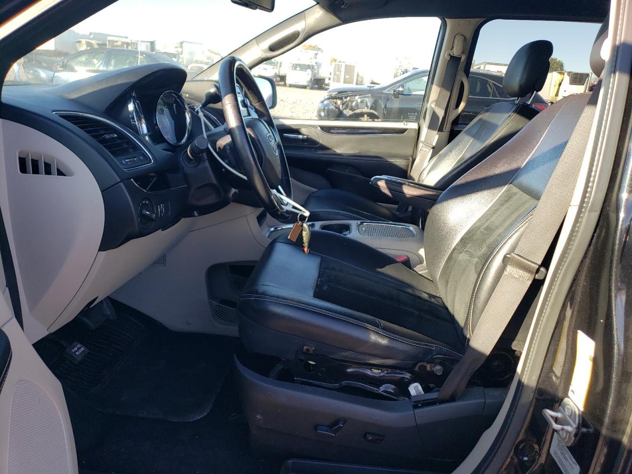 2017 Dodge Grand Caravan - Image 7