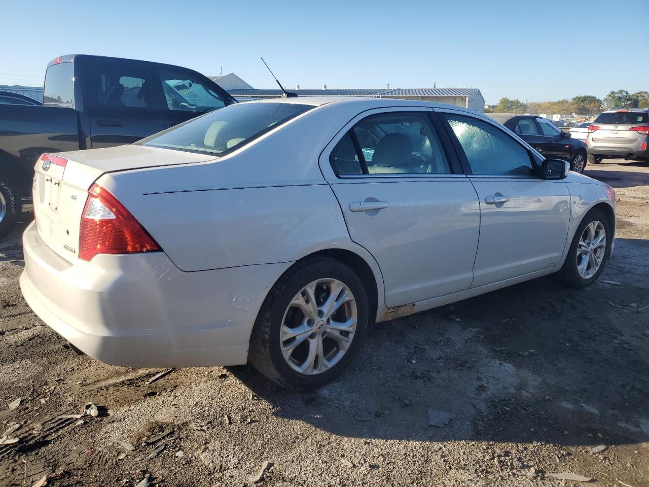 2012 Ford Fusion Se - Фото 3