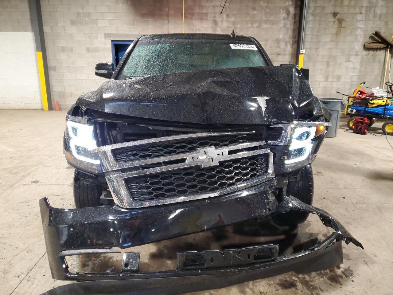 2017 Chevrolet Suburban K1500 Lt - Фото 5