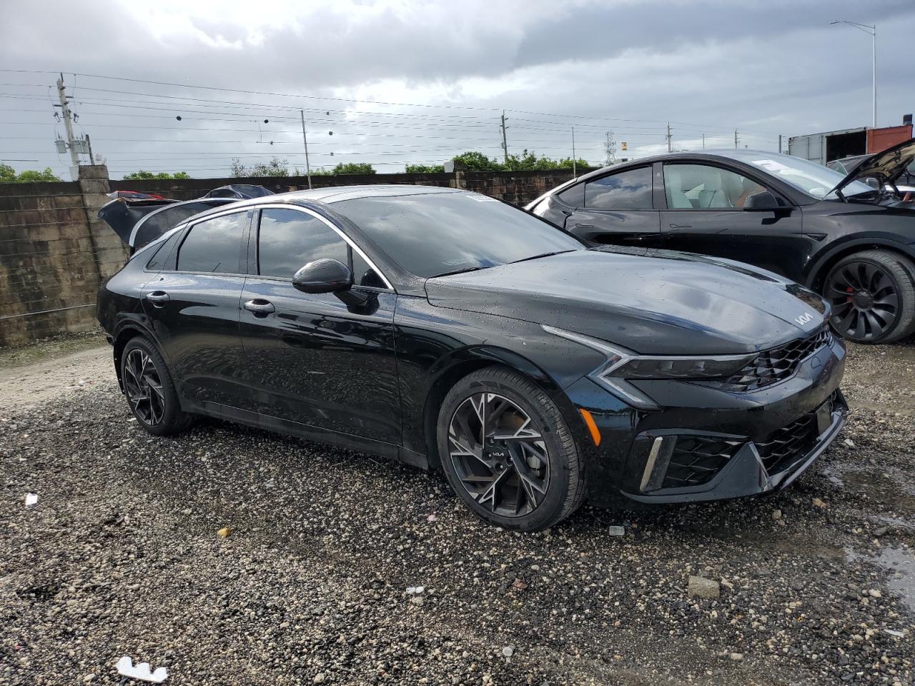 2025 Kia K5 Gt Line - Image 4