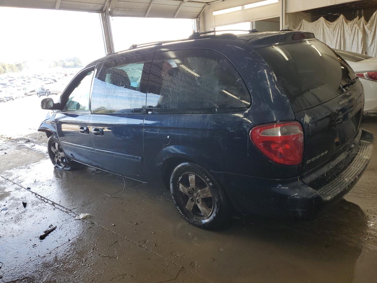 2005 Dodge Grand Caravan Sxt - Image 2