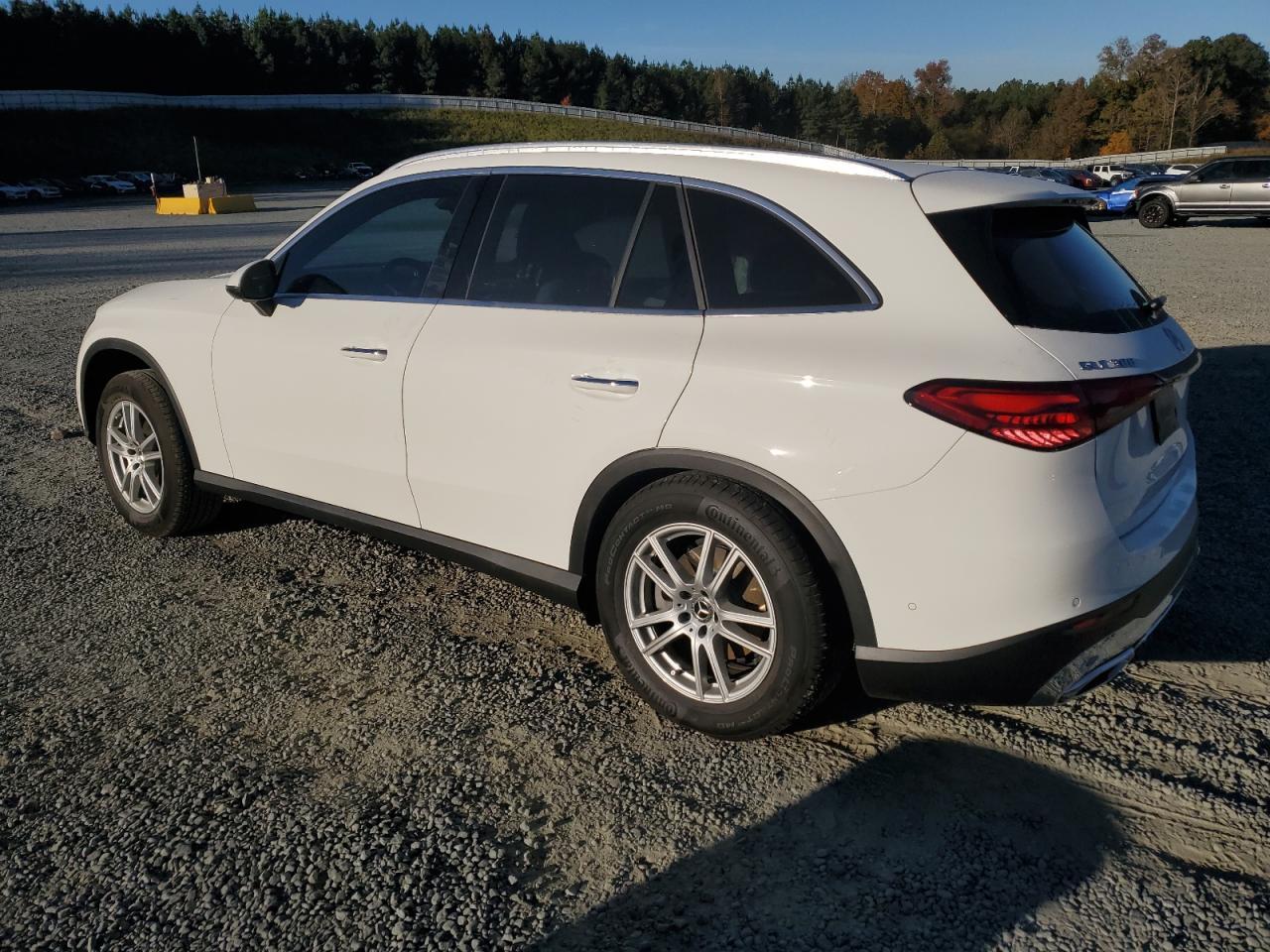 2025 Mercedes-Benz Glc 300 4Matic - Image 2