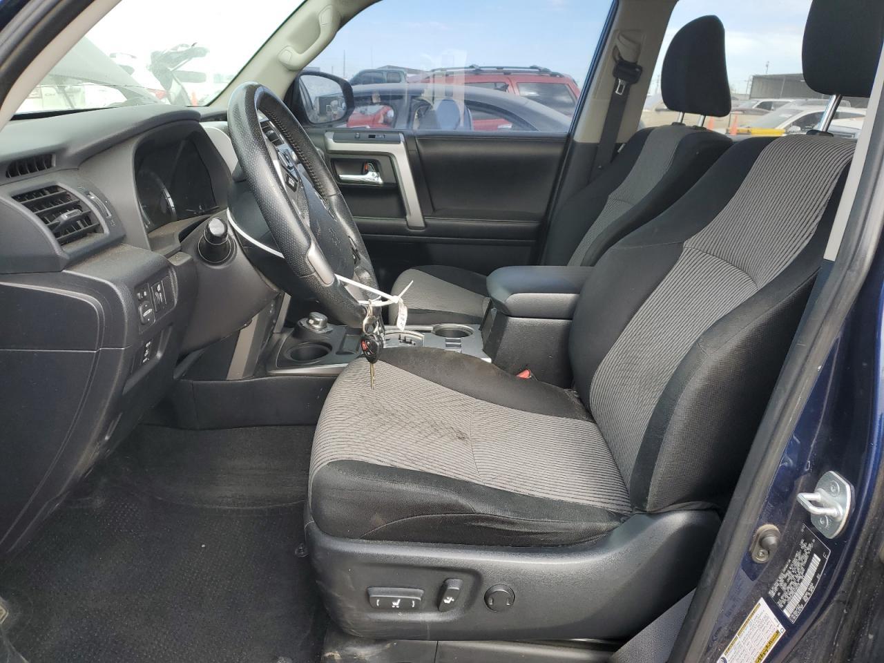 2014 Toyota 4Runner Sr5 - Image 7