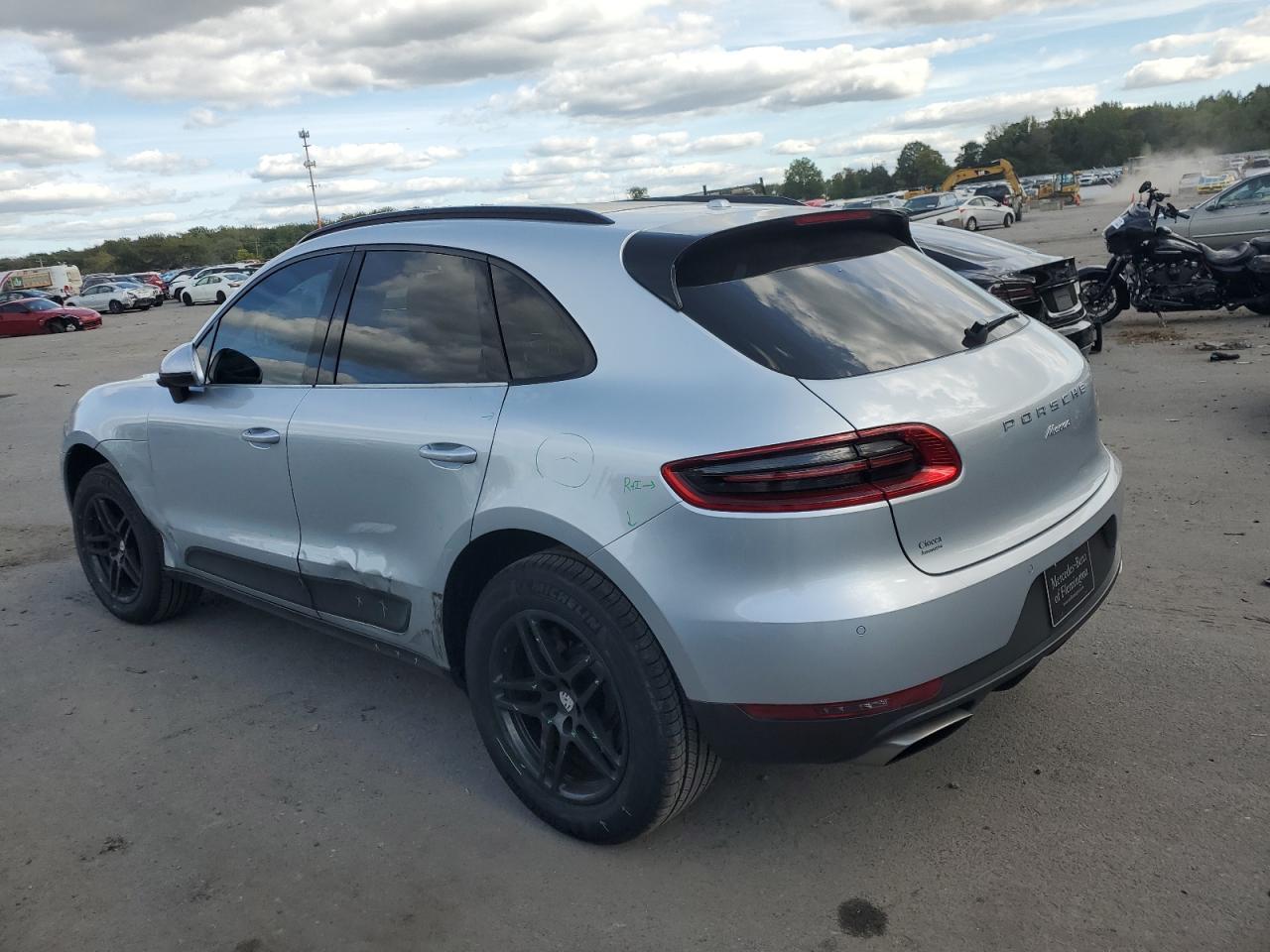 2017 Porsche Macan - Фото 2