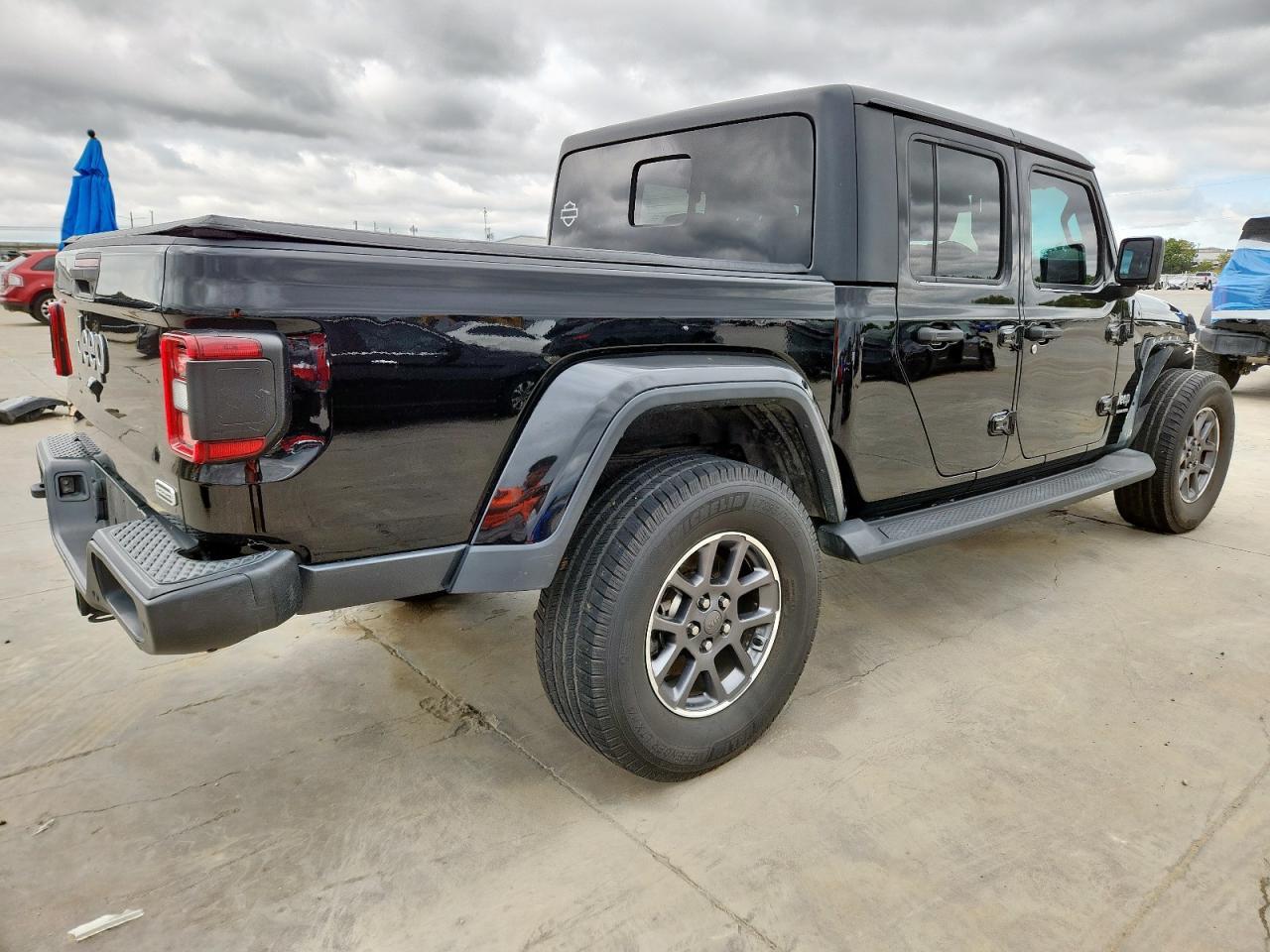 2020 Jeep Gladiator Overland - Image 3