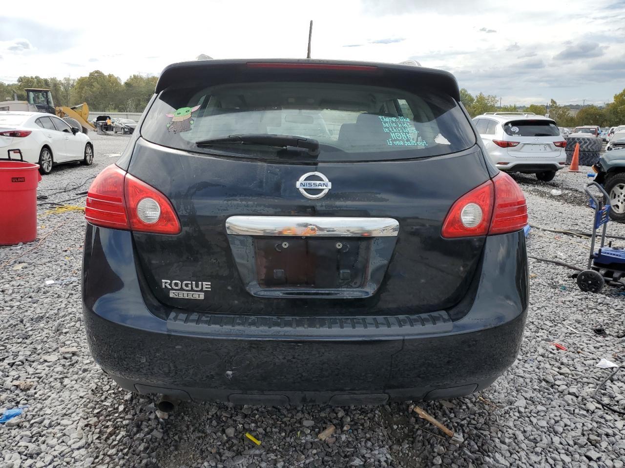 2015 Nissan Rogue Select S - Image 6